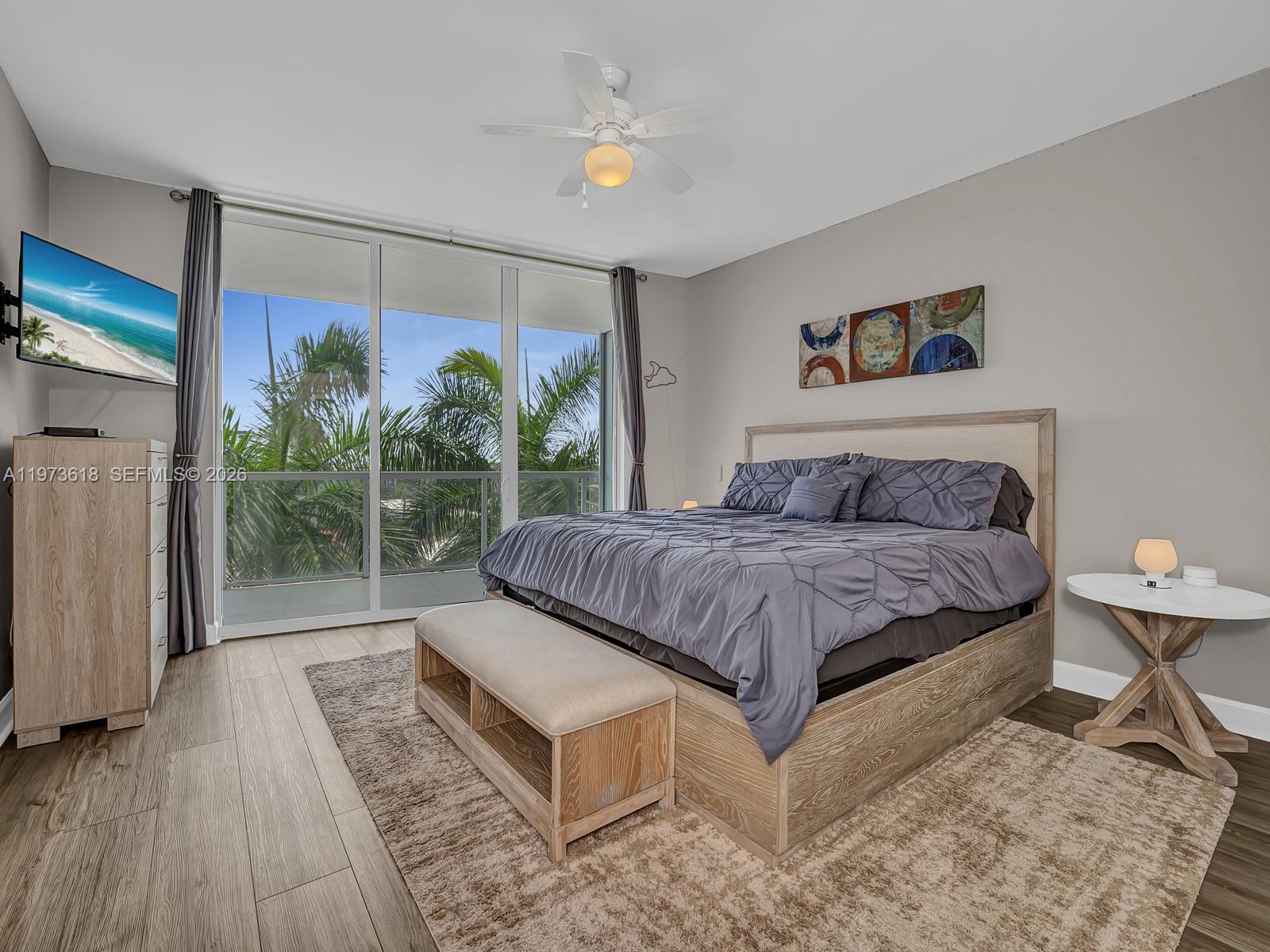 LUNA OCEAN RESIDENCES CON - Residential Lease