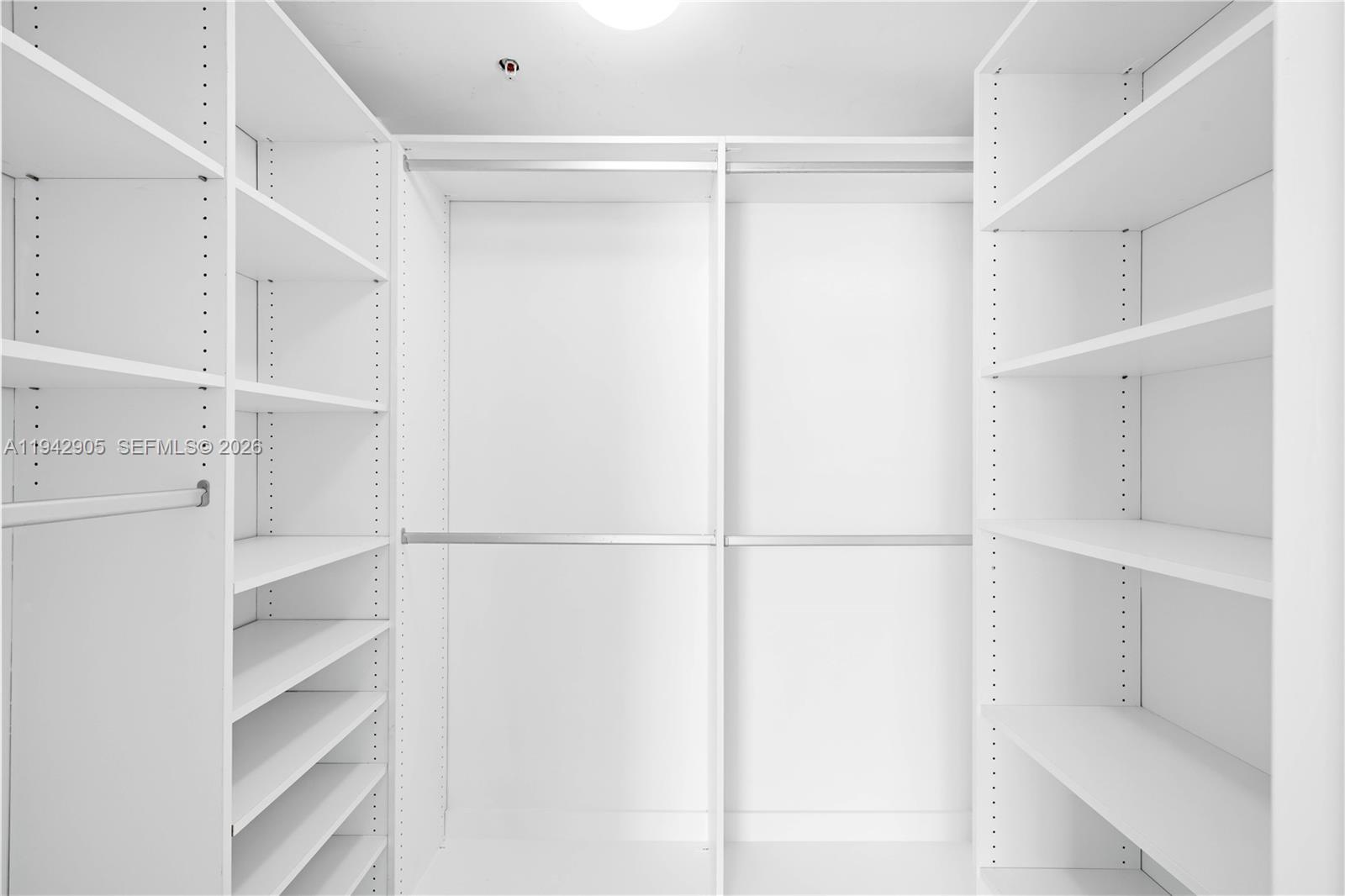 VIZCAYNE NORTH CONDO - Residential Lease