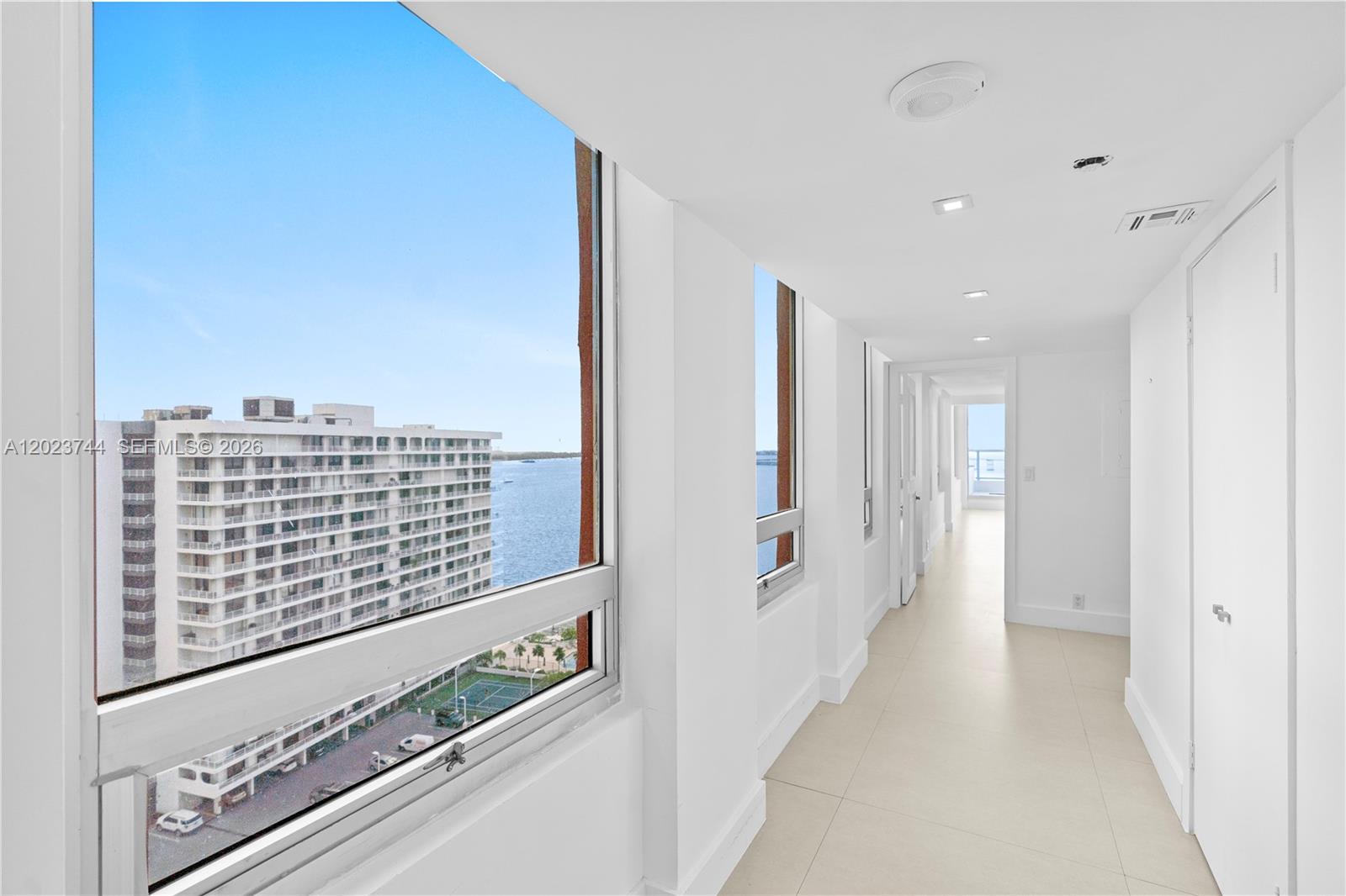 THE PALACE CONDO - Residential
