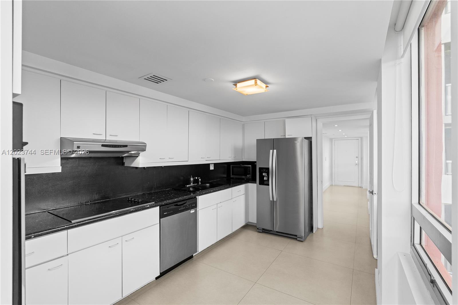 THE PALACE CONDO - Residential