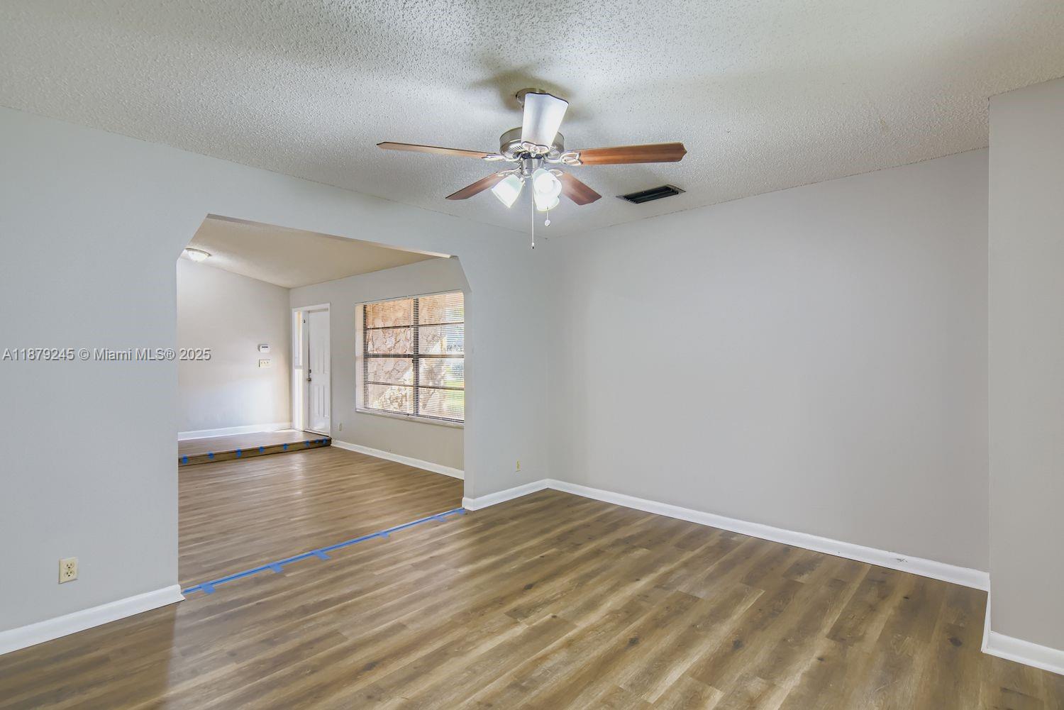 BOULEVARD WOODS NORTH - Residential