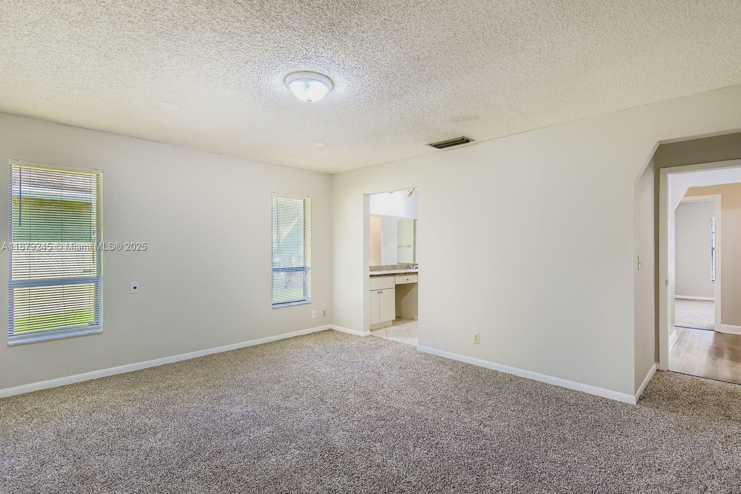 BOULEVARD WOODS NORTH - Residential