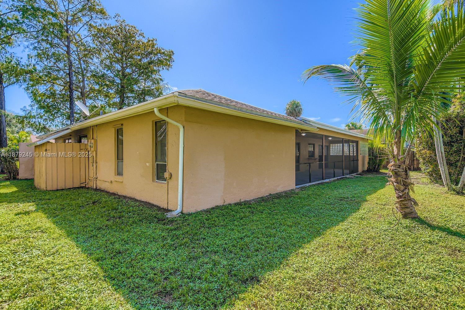 BOULEVARD WOODS NORTH - Residential