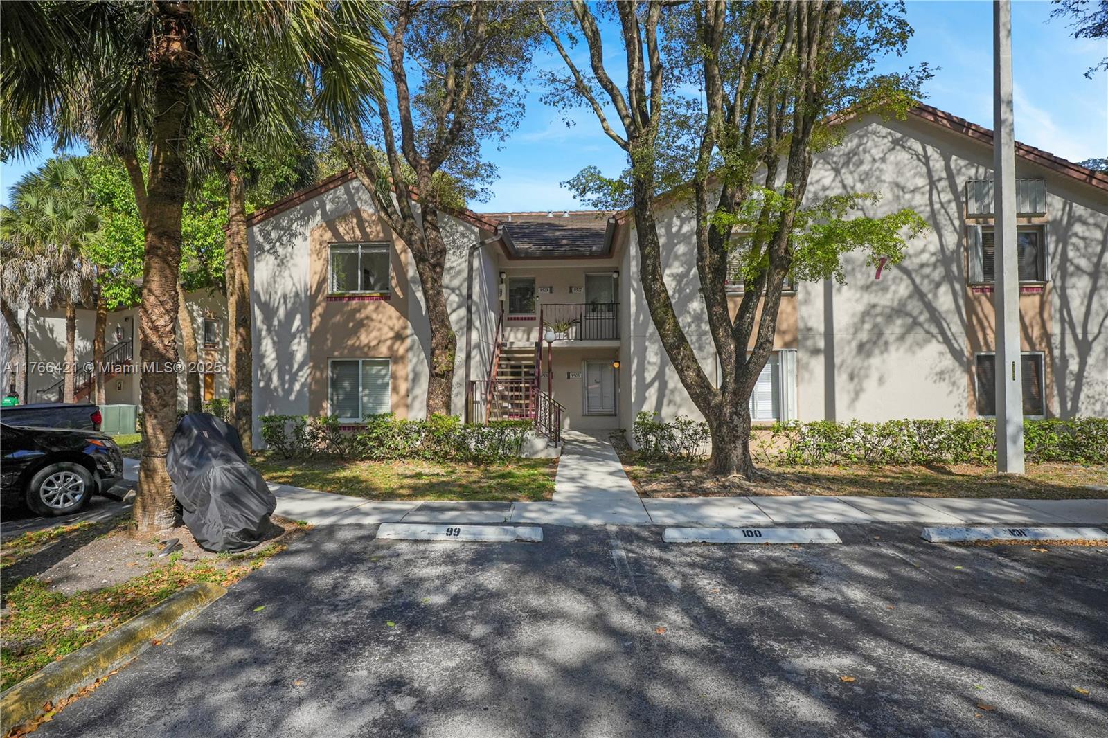 PARC VISTA CONDO - Residential