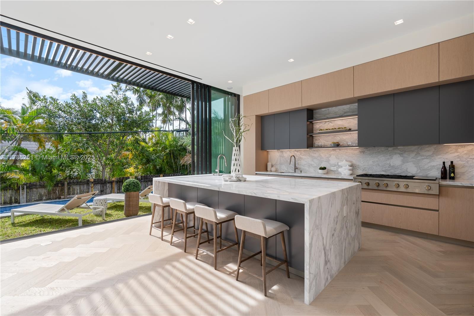 LAKE VIEW SUB - Residential