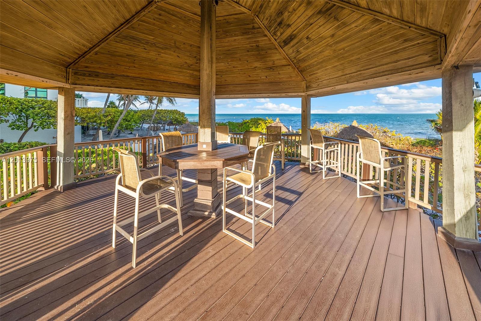 TOWERS OF KEY BISCAYNE CO - Residential