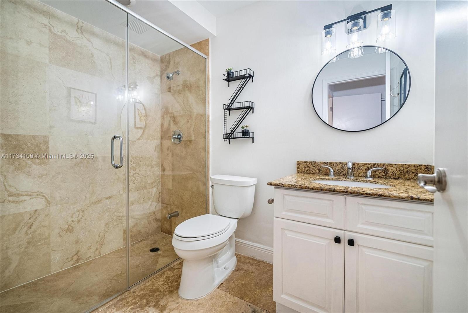 SKY LAKE - Residential