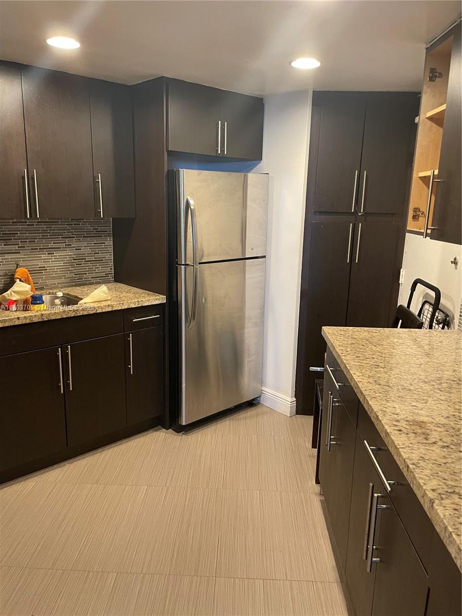 801 Brickell Bay Dr 667