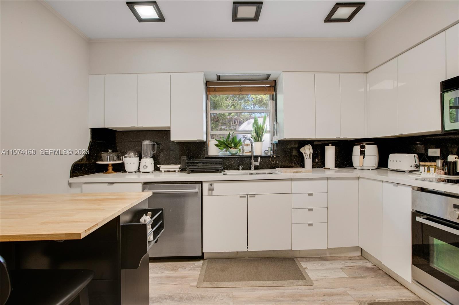 MIAMI SHORES ESTATES - Residential