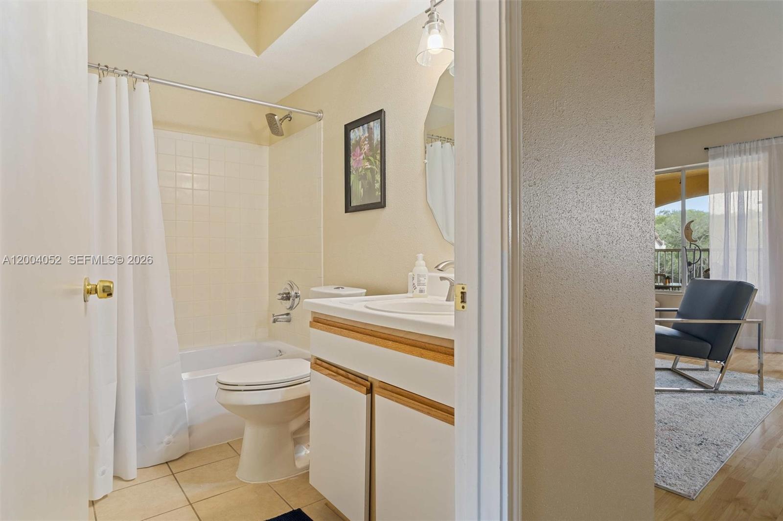 SAILBOAT POINTE CONDO - Residential Lease