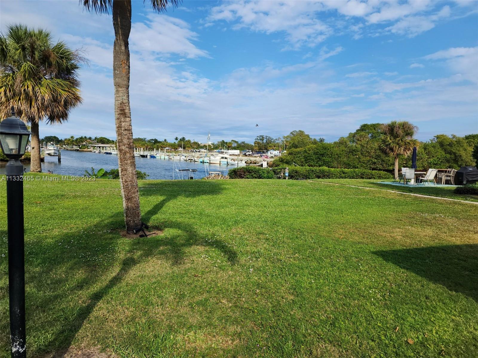 LORI-LYNN CONDO - Residential Lease