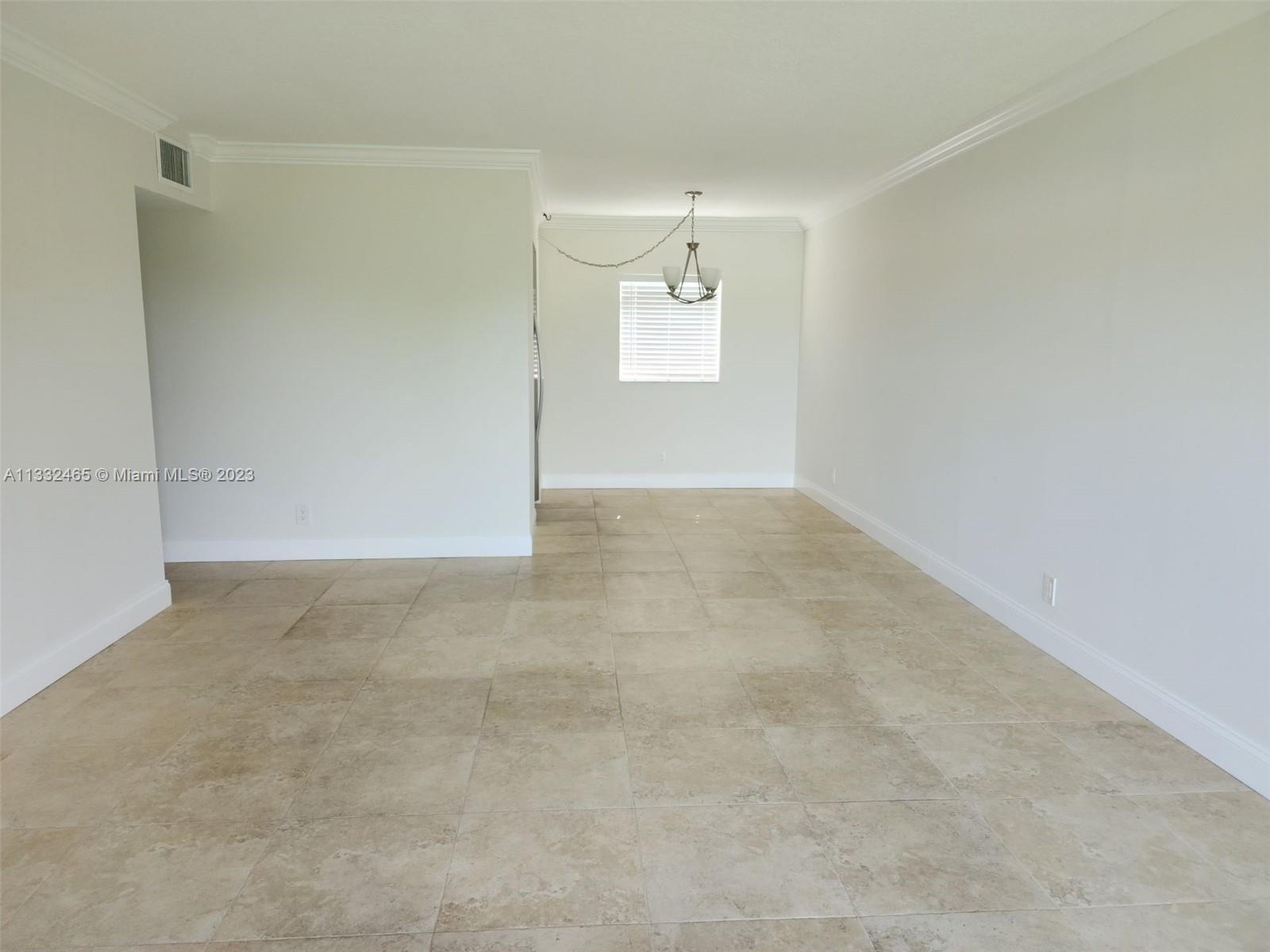 LORI-LYNN CONDO - Residential Lease