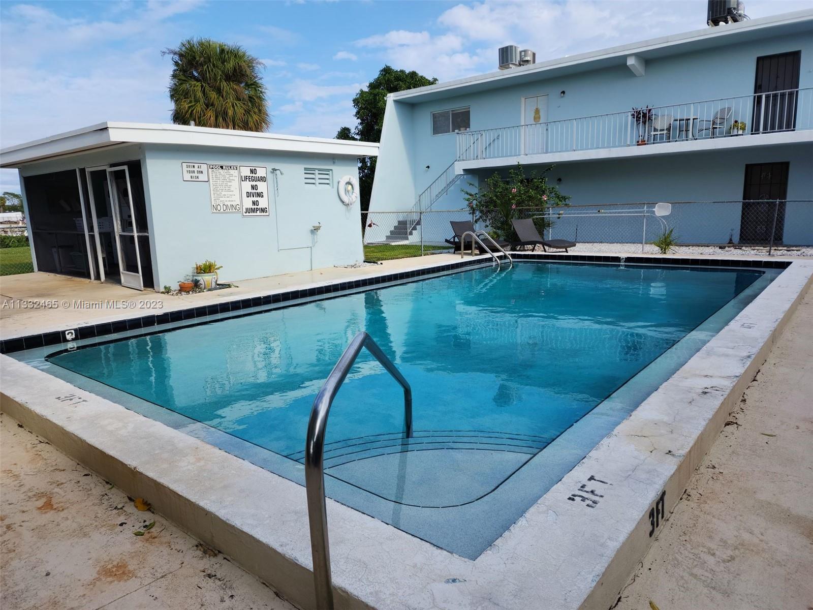 LORI-LYNN CONDO - Residential Lease