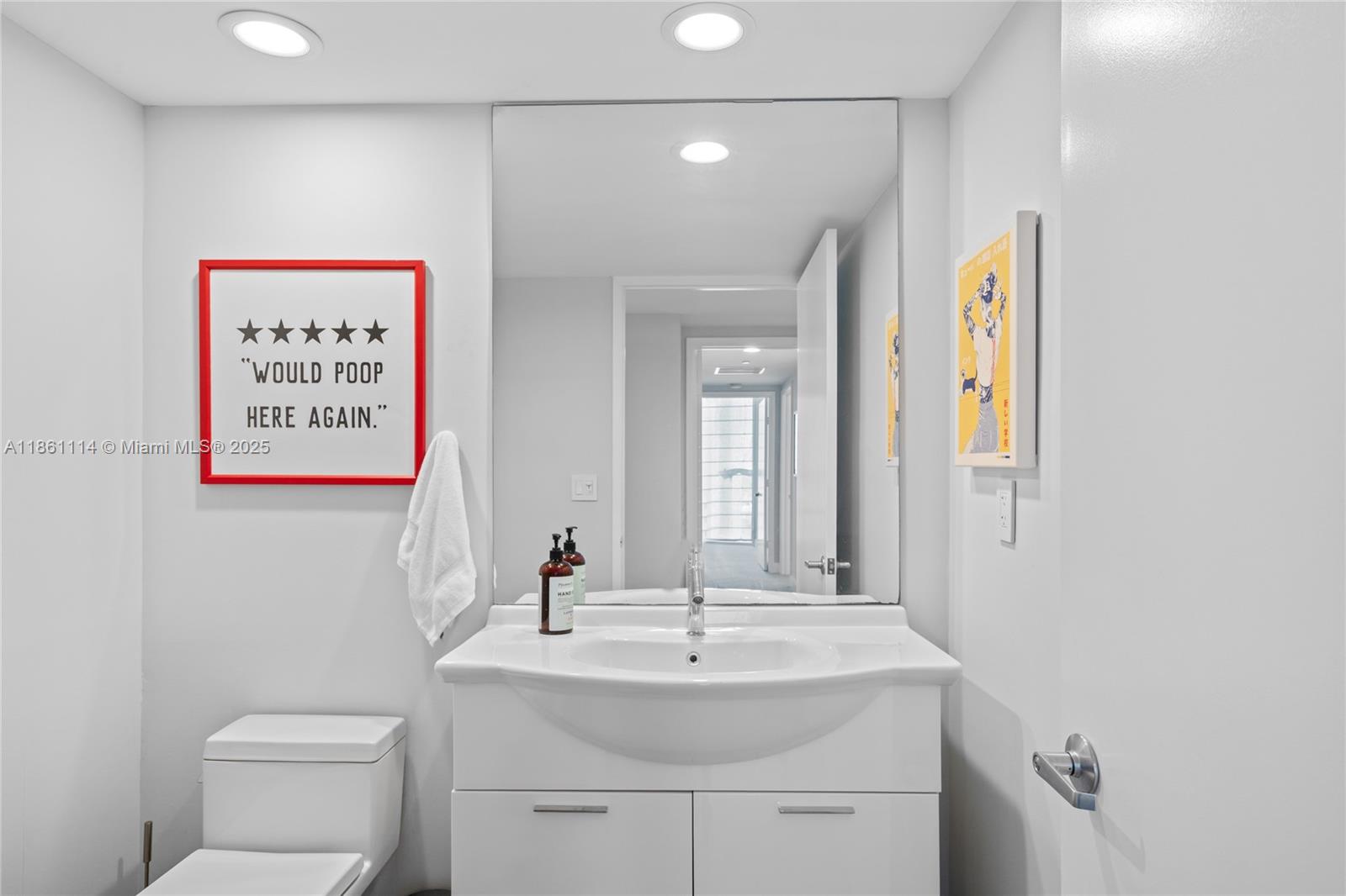 ICONBRICKELL CONDO NO 1 - Residential Lease