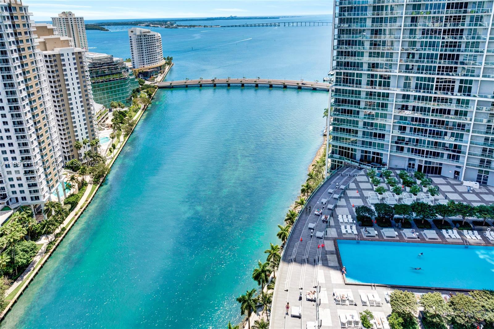 ICONBRICKELL CONDO NO 1 - Residential Lease