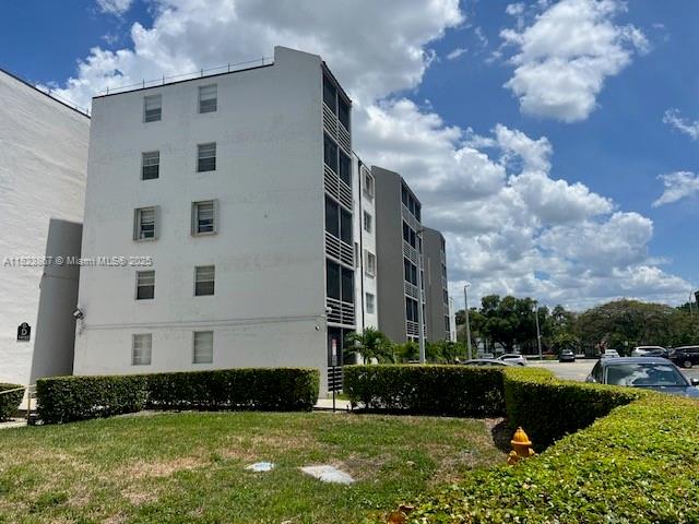 Property for Sale at 14165 Sw 87th St D202, Miami, Broward County, Florida - Bedrooms: 4 
Bathrooms: 2  - $390,000