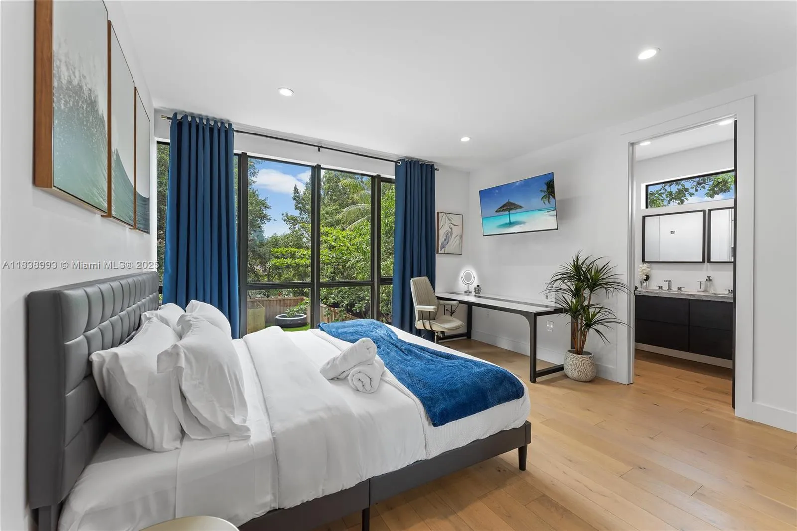 Miami, Florida 33127, United States, 3 Bedrooms Bedrooms, ,3 BathroomsBathrooms,Residential,Active,170706