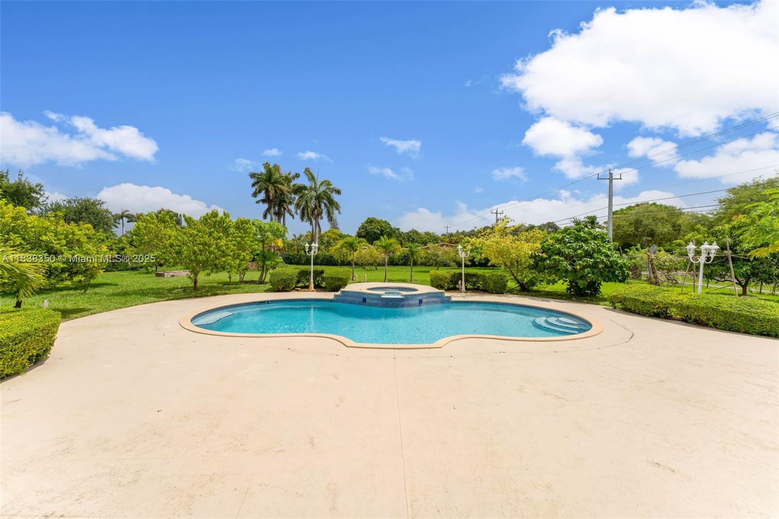 MILLER DRIVE ESTATES - Residential