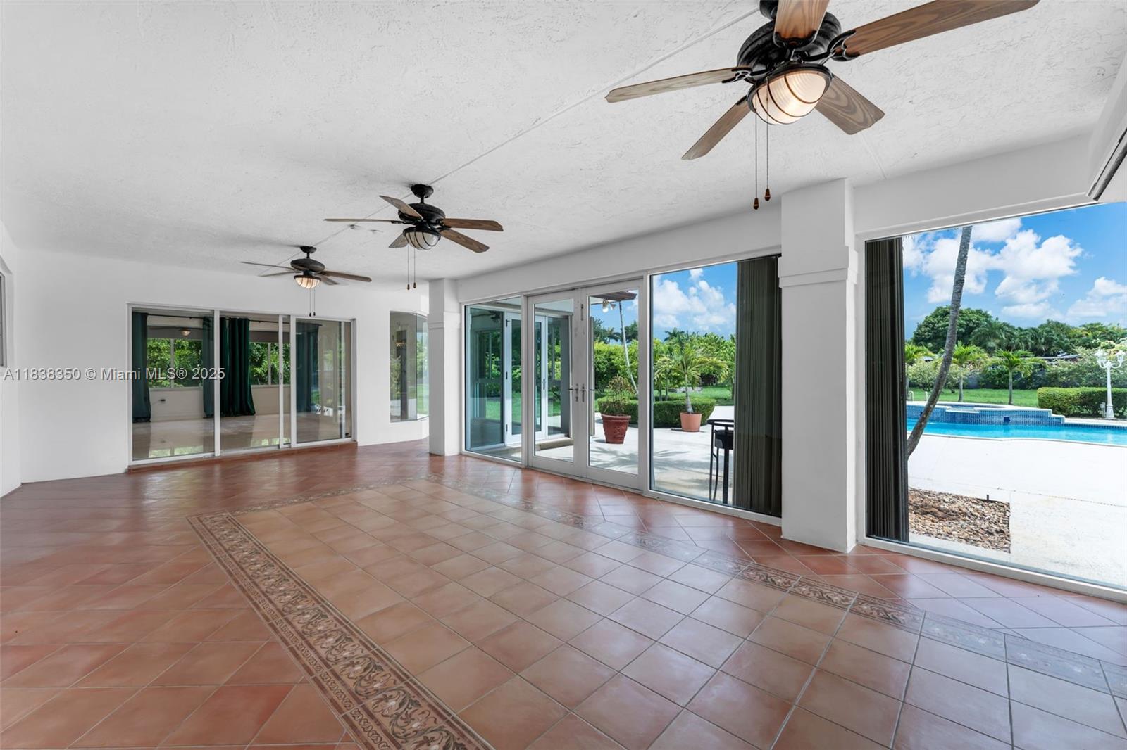 MILLER DRIVE ESTATES - Residential