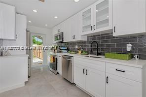 1205 NW 2nd Ave A