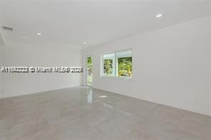 1205 NW 2nd Ave A