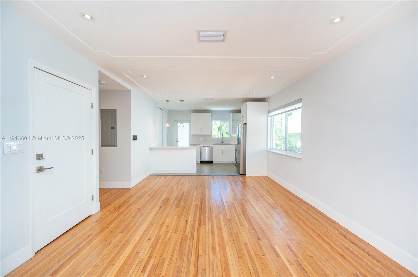 CORAL GABLES BILTMORE SEC - Residential Lease