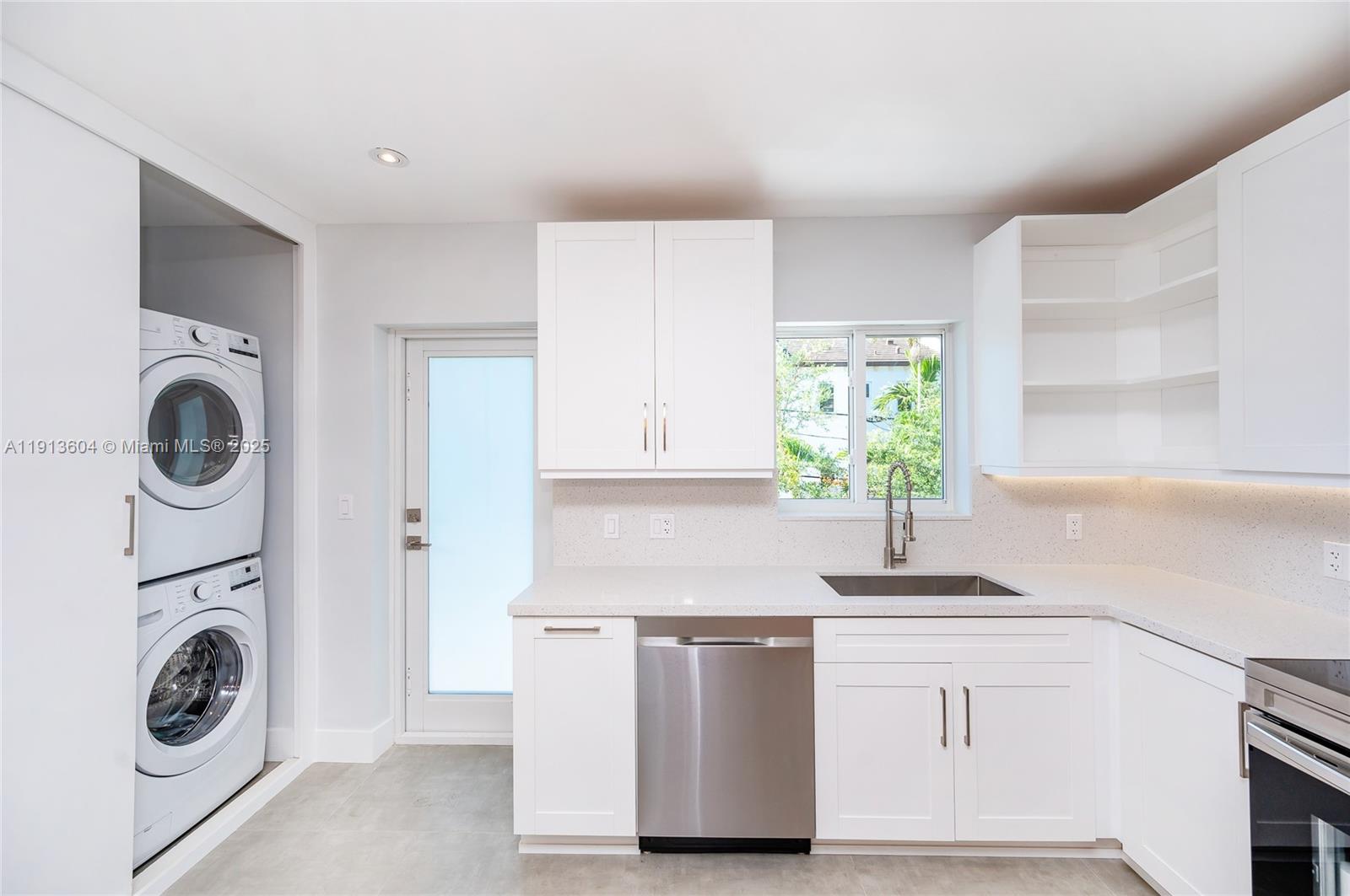 CORAL GABLES BILTMORE SEC - Residential Lease