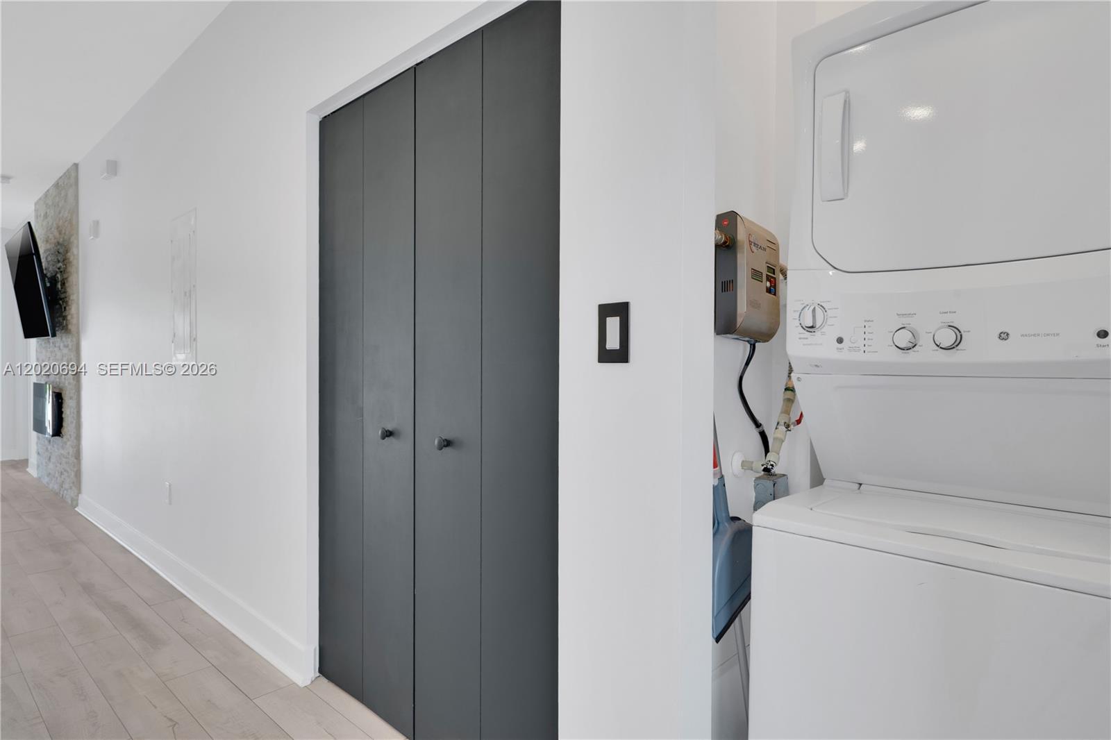 URBANA AT THE RESIDENCES - Residential