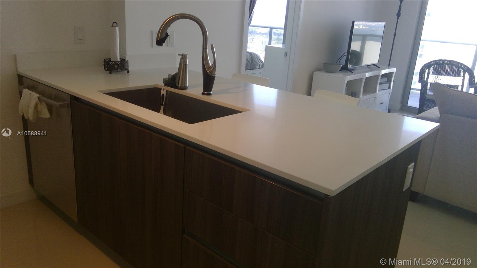 ARIA ON THE BAY CONDO - Residential Lease