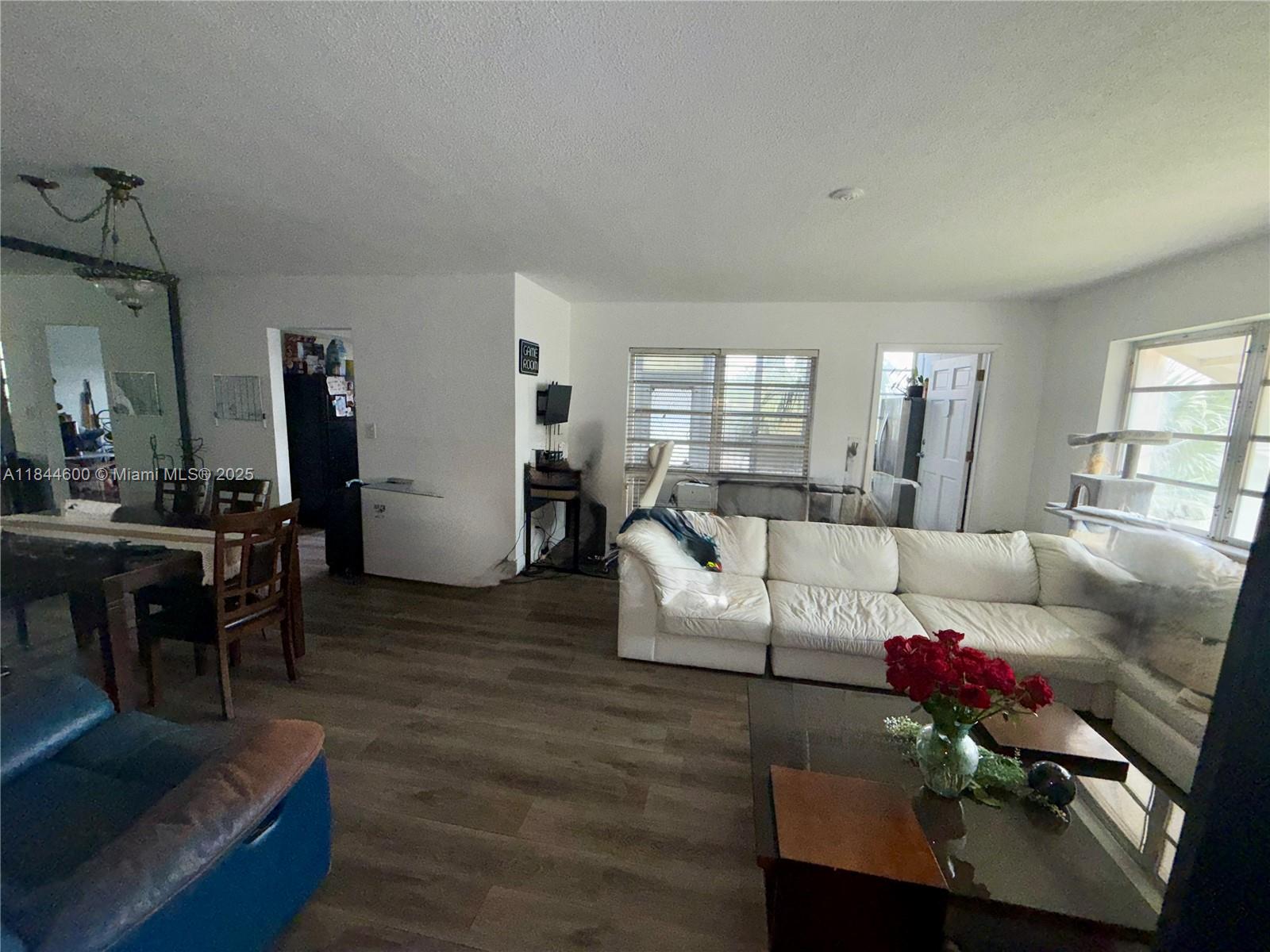 ELDORADO COUNTRY CLUB TOW - Residential