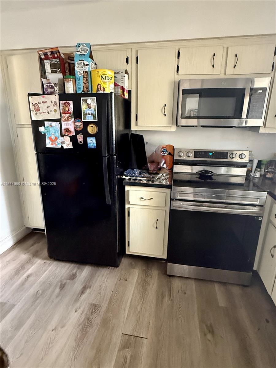 ELDORADO COUNTRY CLUB TOW - Residential