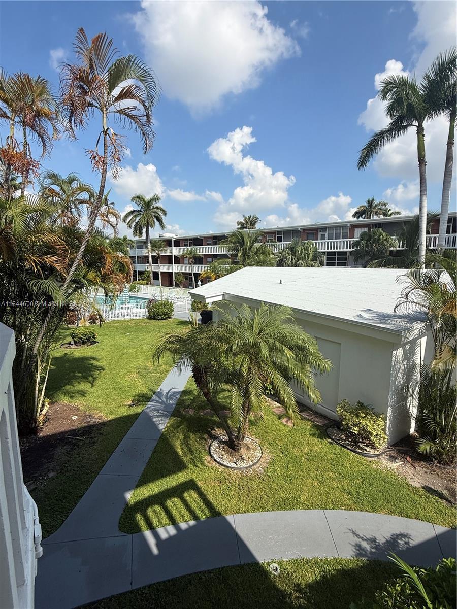 ELDORADO COUNTRY CLUB TOW - Residential