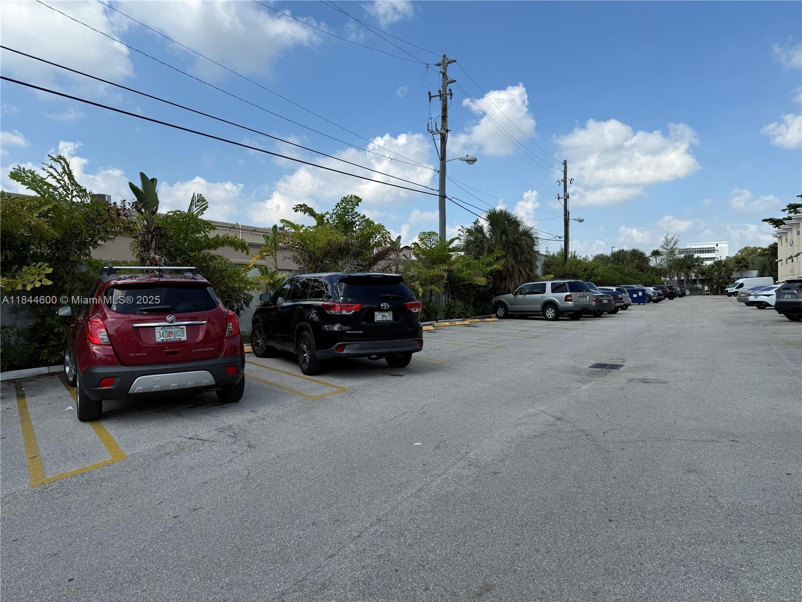 ELDORADO COUNTRY CLUB TOW - Residential