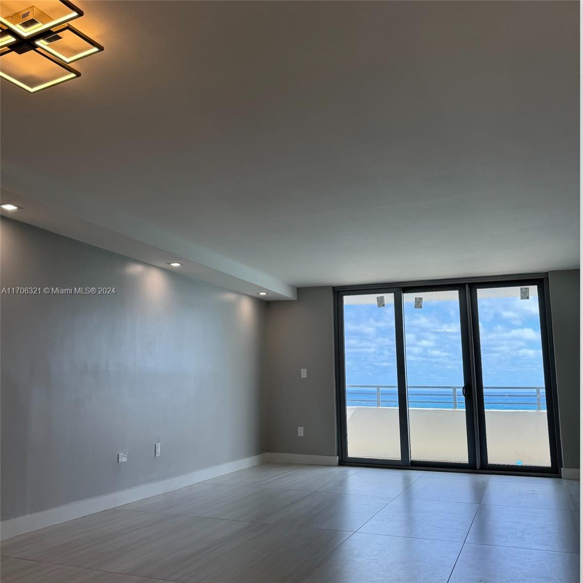 OCEANSIDE PLAZA CONDO - Residential