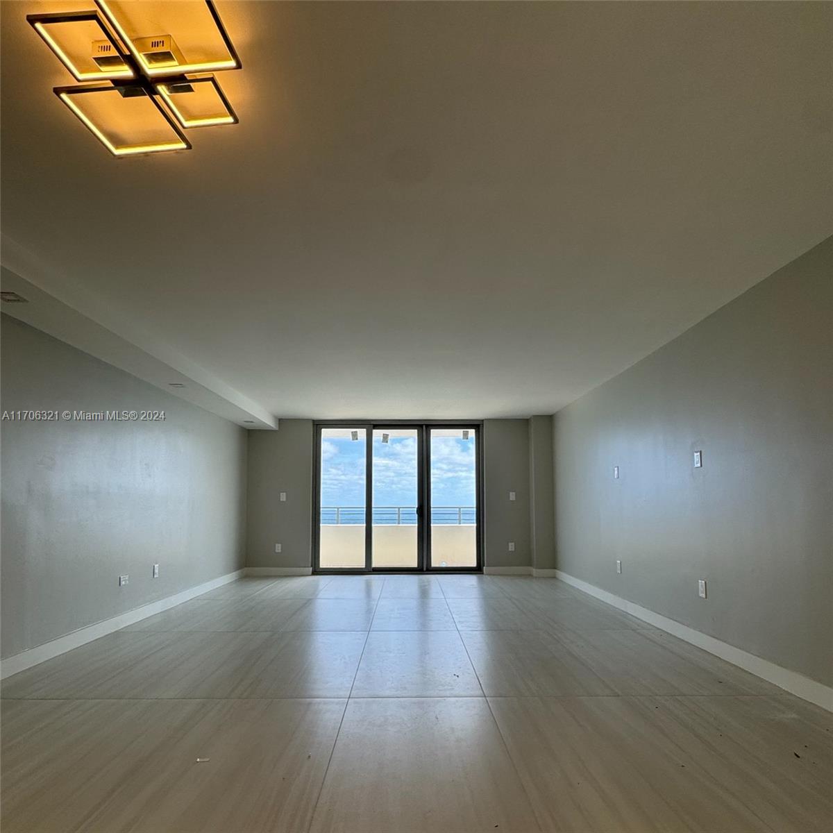 OCEANSIDE PLAZA CONDO - Residential