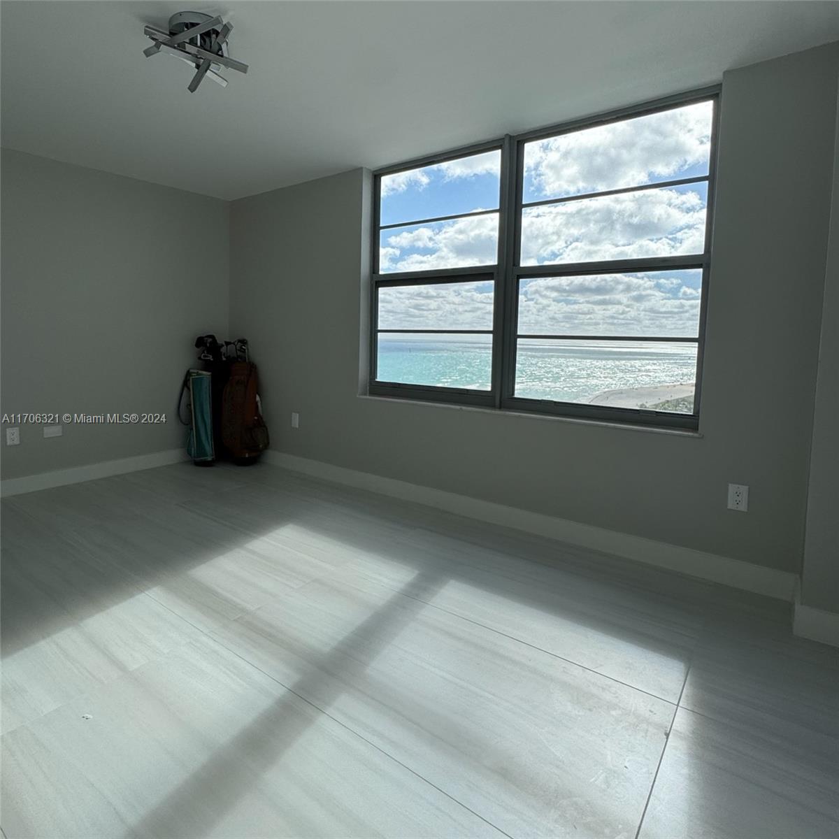 OCEANSIDE PLAZA CONDO - Residential