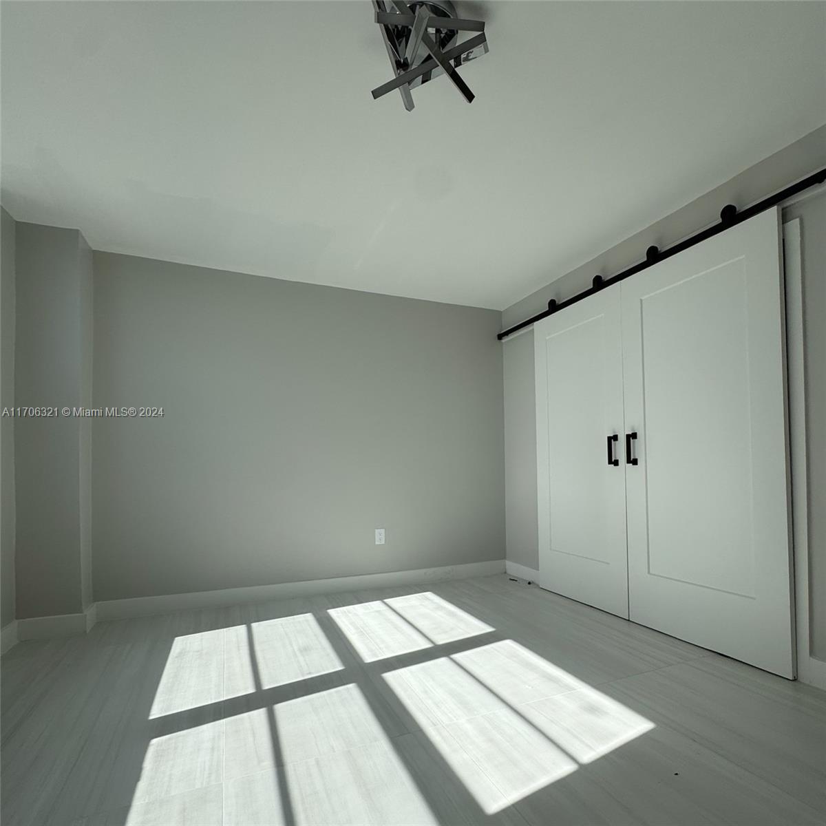 OCEANSIDE PLAZA CONDO - Residential