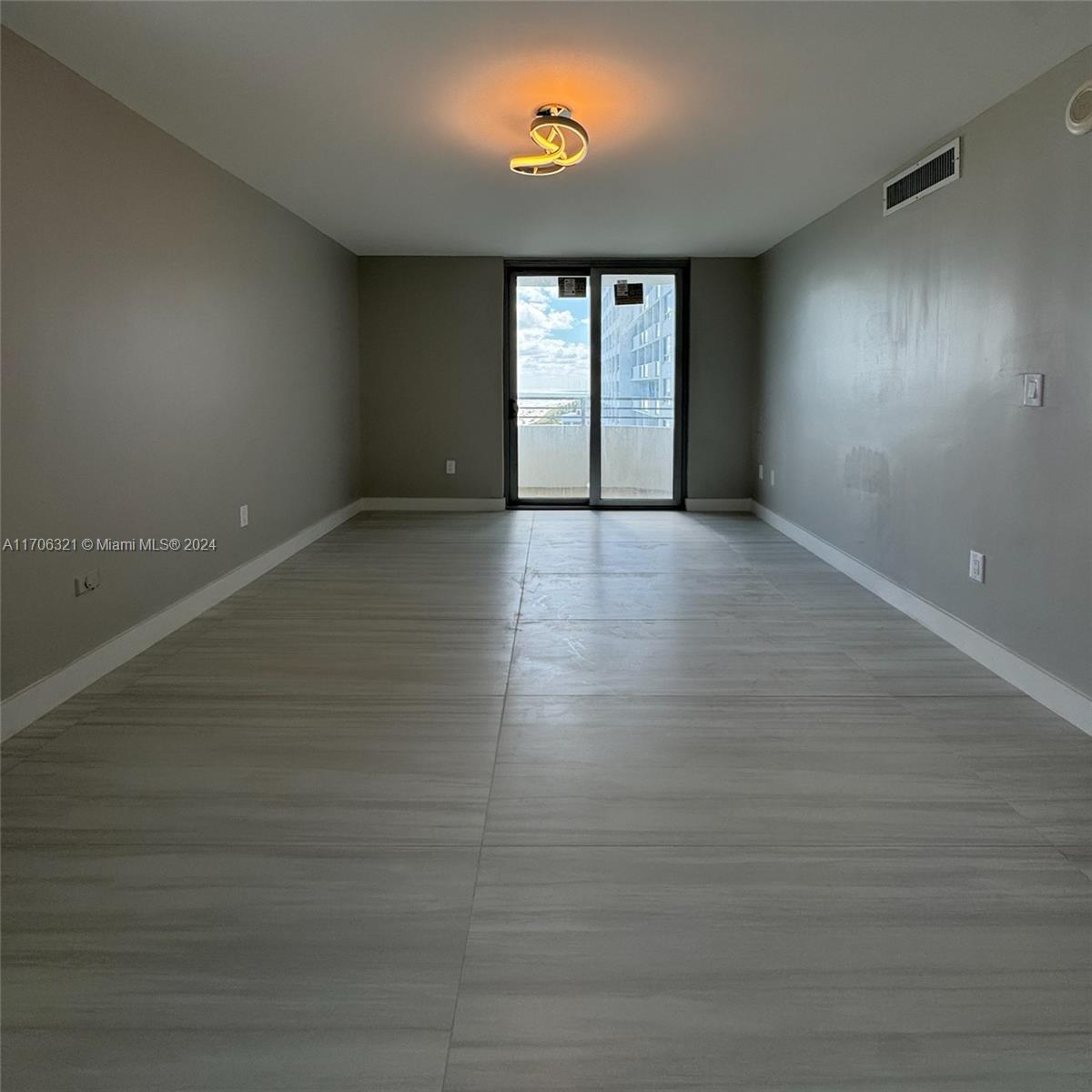 OCEANSIDE PLAZA CONDO - Residential