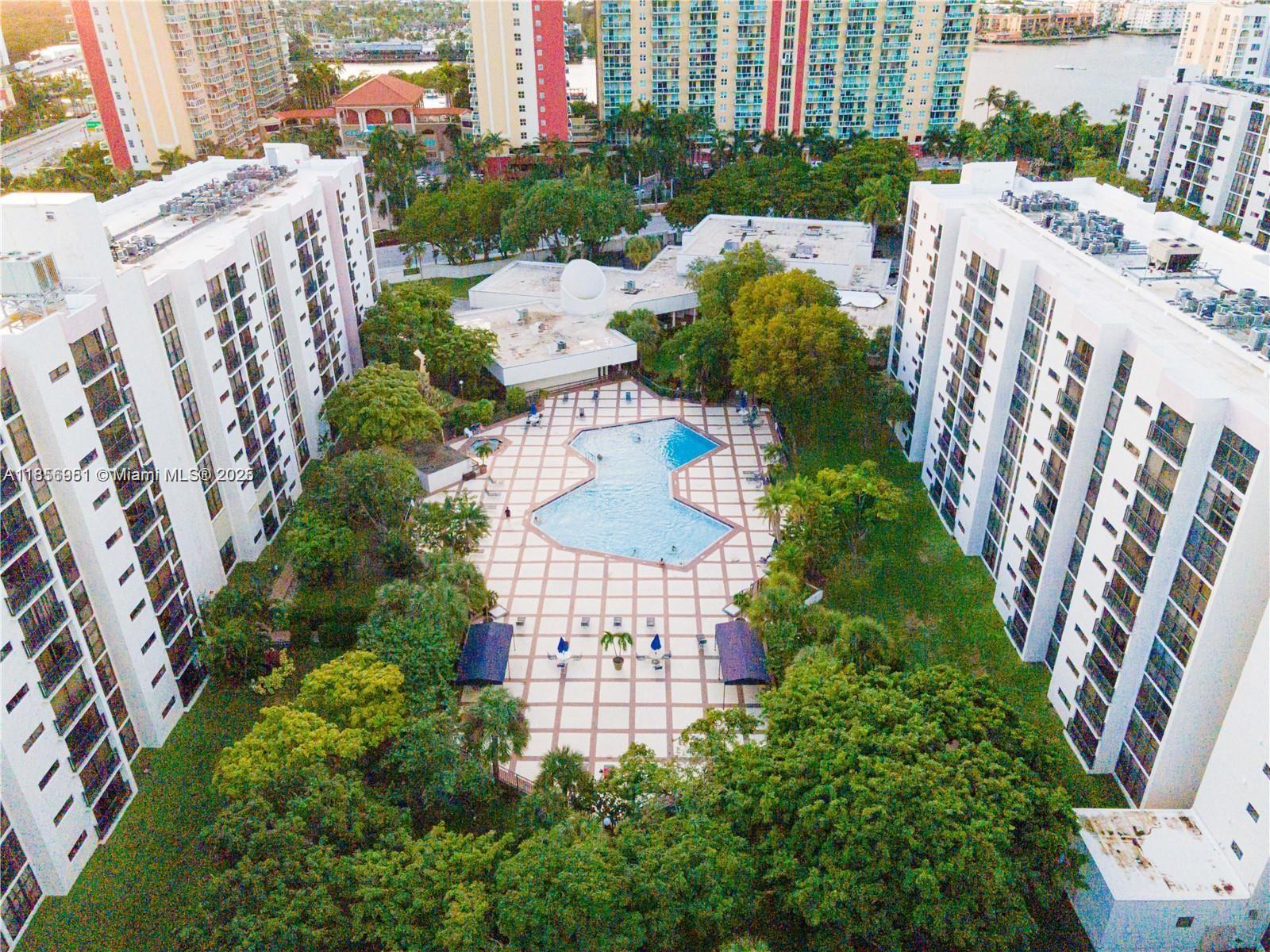 WONDERFUL LOCATION!! LIVE IN THE HEART OF SUNNY ISLES BEACH IN A GATED COMMUNITY, 2 SPLIT BEDROOMS, 2 FULL BATHS. 24/7 SECURITY, HOA INCLUDES CABLE, WIFI, WATER, BBQ, GYM, HEATED POOL, TENNIS COURT AND MORE. INVESTORS CAN RENT IMMEDIATELY, 6 MONTH LEASE TWICE A YEAR. WALKING DISTANCE TO THE BEACH, SHOPPING CENTERS & RESTAURANTS. MINUTES TO AVENTURA MALL, K-8 SCHOOL(A+), BAL HARBOR SHOPS, CASINOS AND FLORIDA INTERNATIONAL UNIVERSITY (FIU). INBETWEEN 2 INTERN'L AIRPORTS & 2 INTERN'L SEAPORTS. ALL AGES, Virtually Staged.