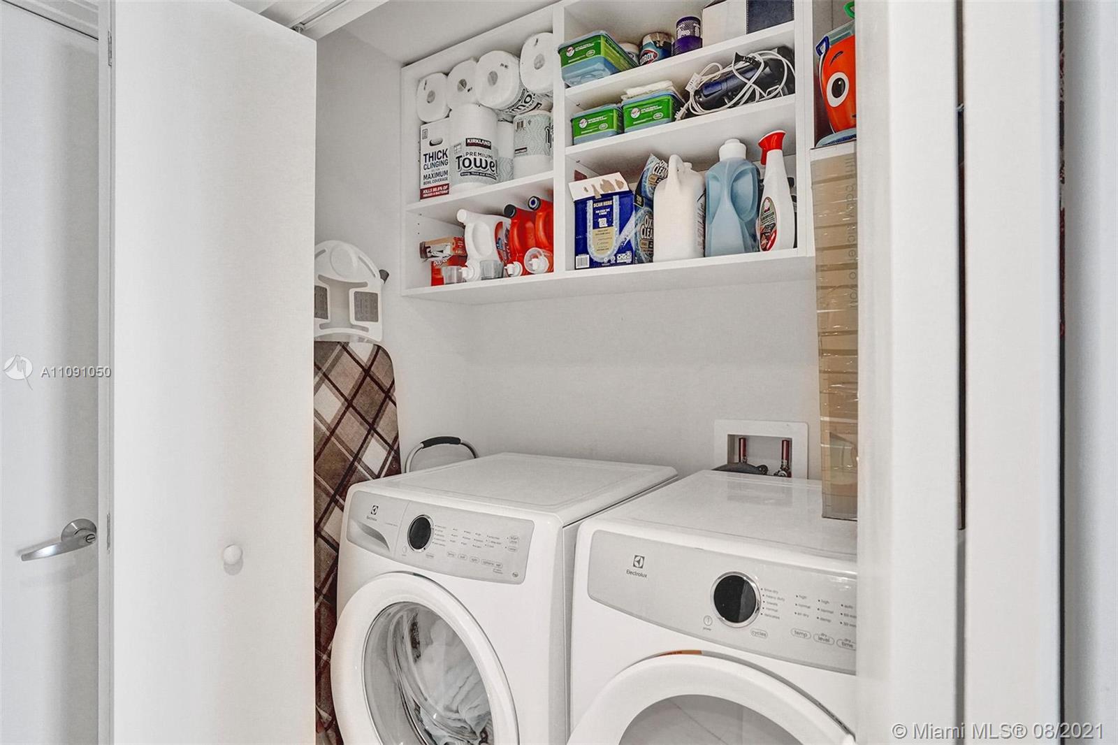 THE HARBOUR SOUTH CONDO - Residential Lease