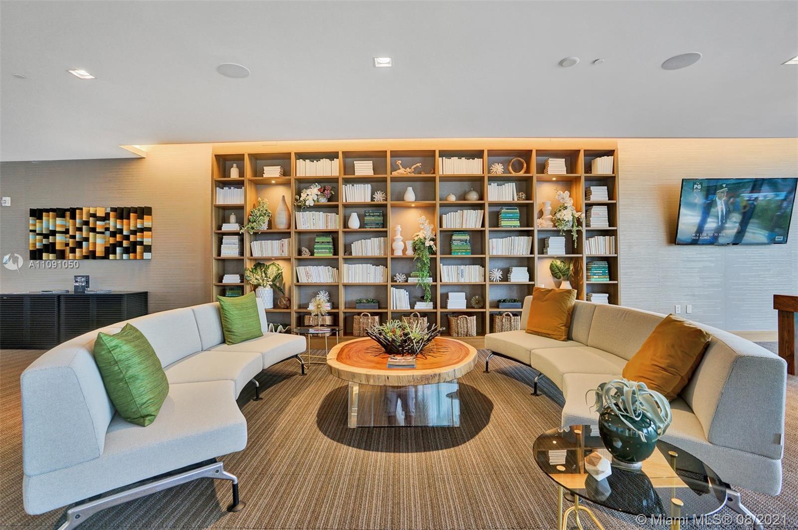 THE HARBOUR SOUTH CONDO - Residential Lease