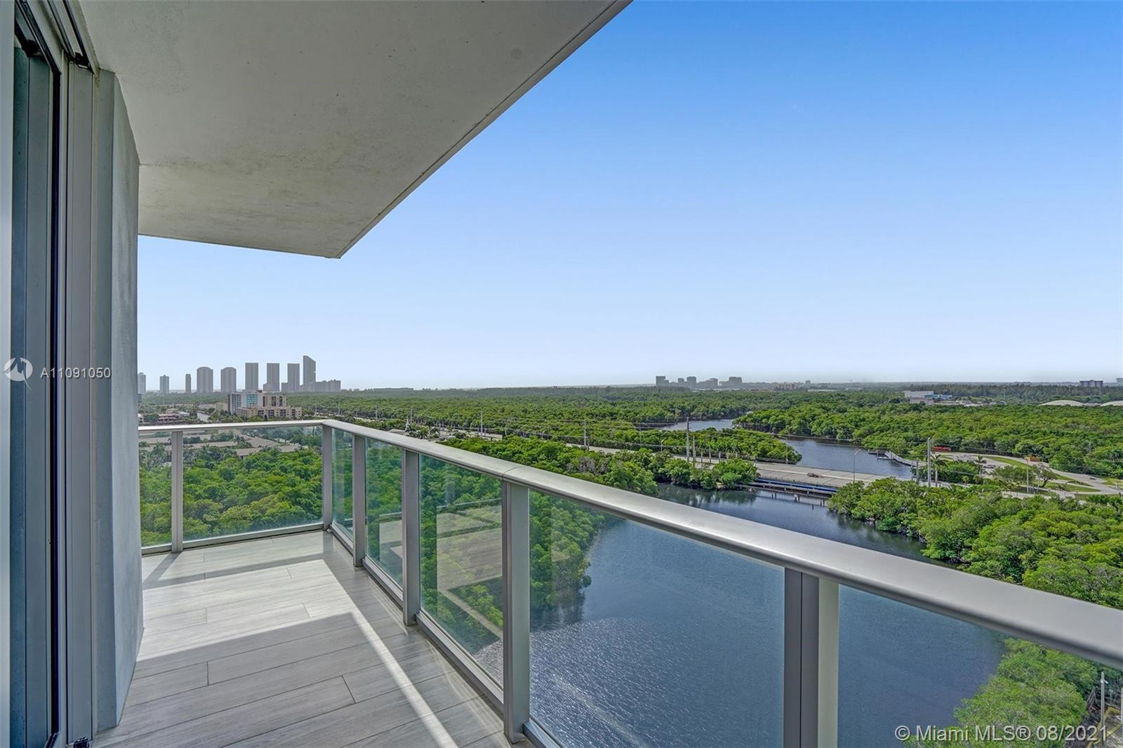 THE HARBOUR SOUTH CONDO - Residential Lease