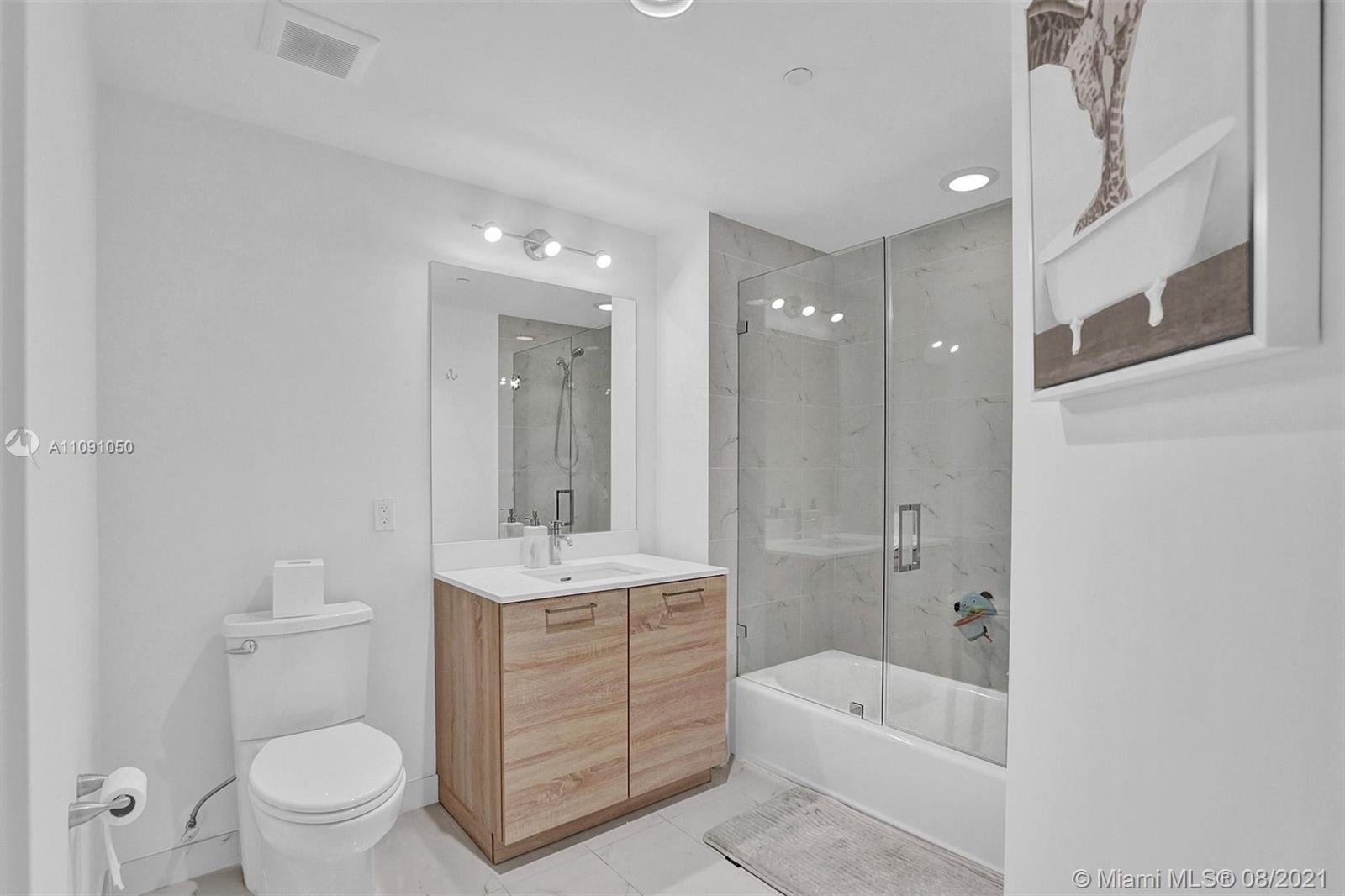 THE HARBOUR SOUTH CONDO - Residential Lease