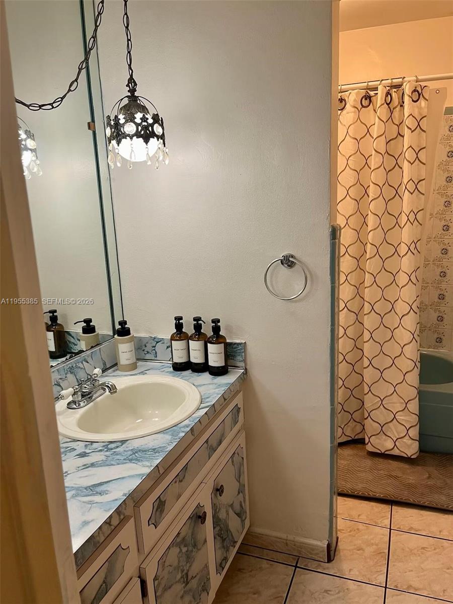 SOUTH SHENANDOAH - Residential