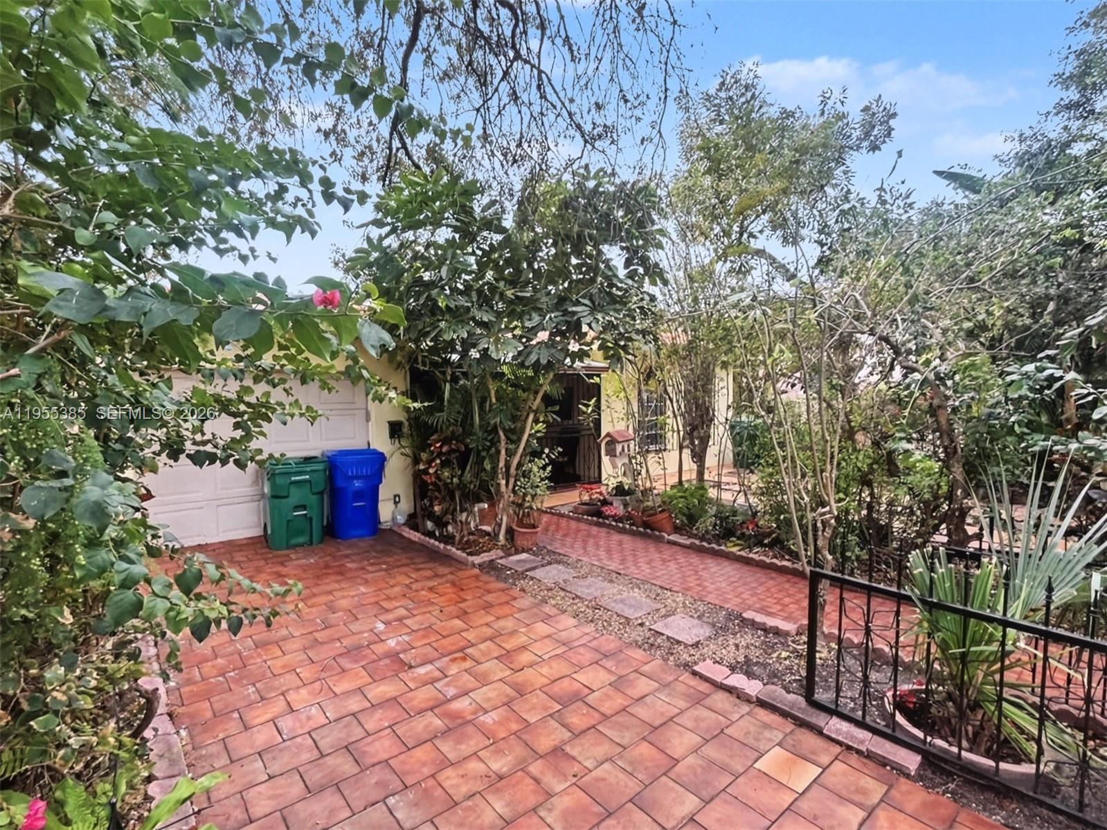 SOUTH SHENANDOAH - Residential