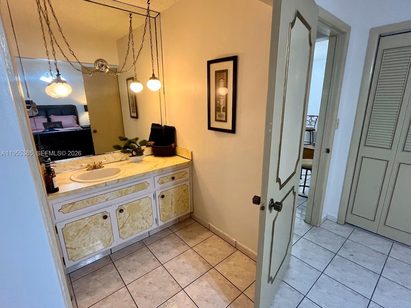 SOUTH SHENANDOAH - Residential