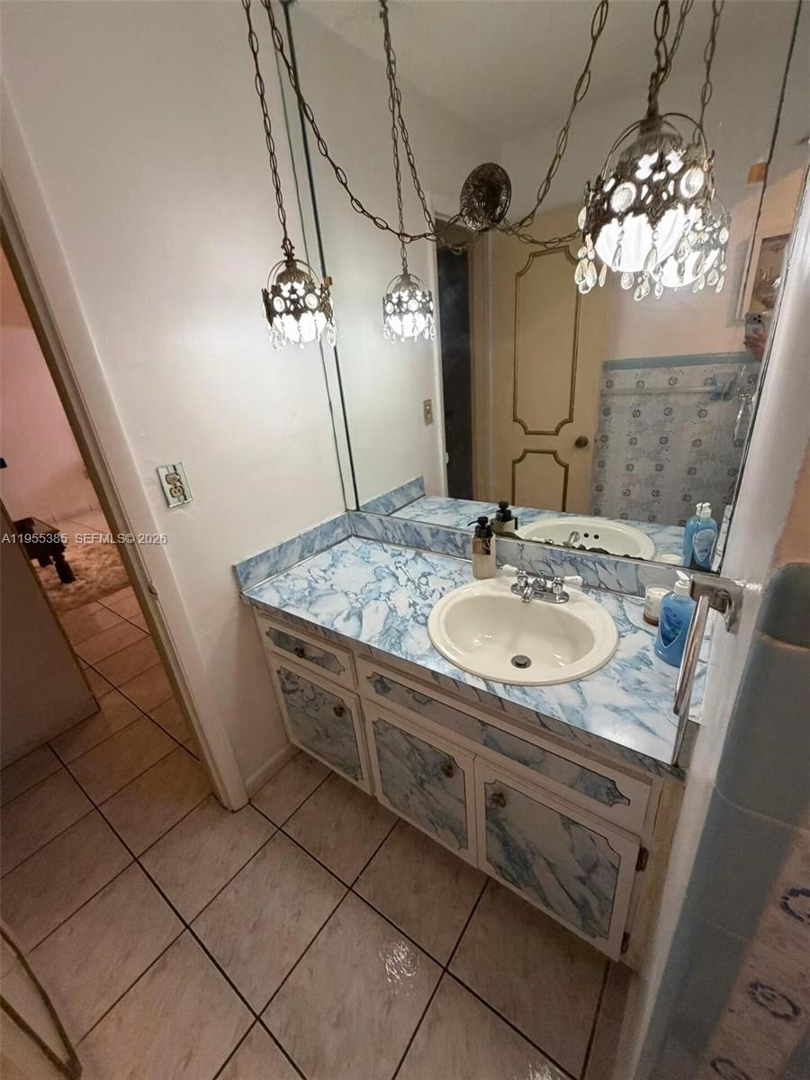 SOUTH SHENANDOAH - Residential