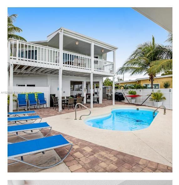 SOMBRERO BEACH VILLAGE - Residential