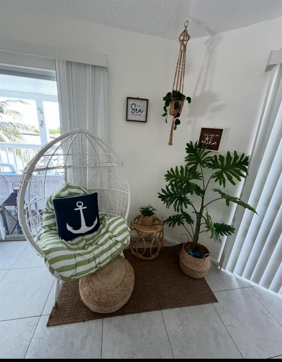SOMBRERO BEACH VILLAGE - Residential