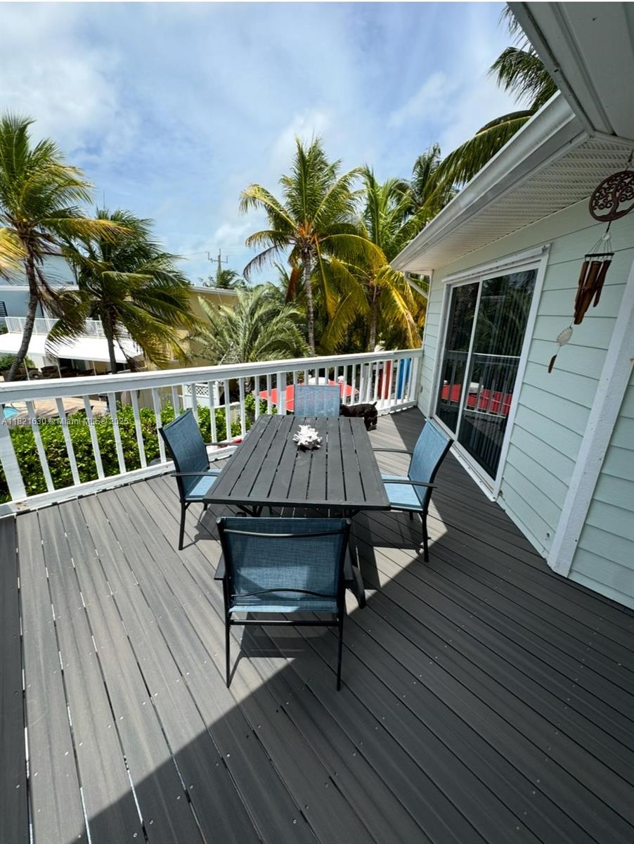 SOMBRERO BEACH VILLAGE - Residential